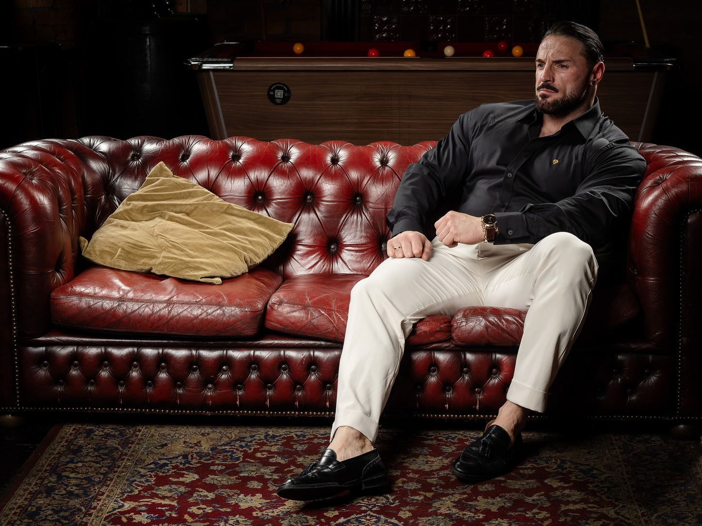 The Noir Élite Muscle Fit Shirt
