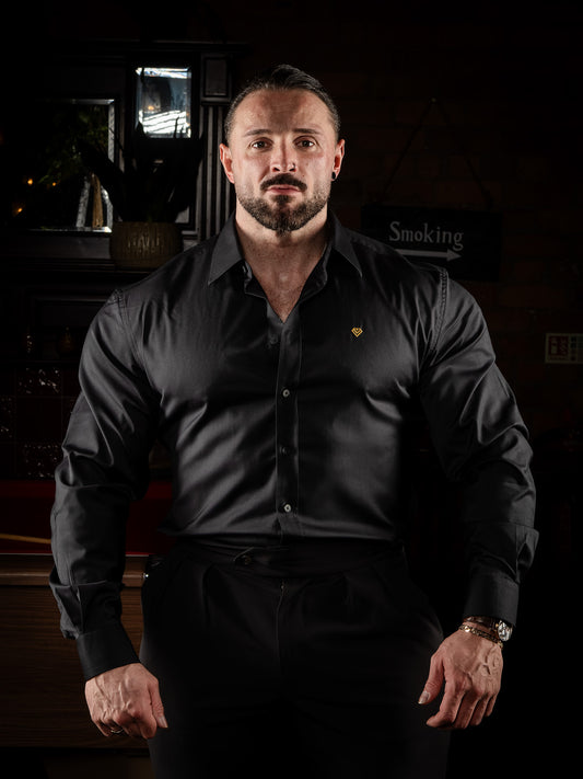 The Noir Élite Muscle Fit Shirt