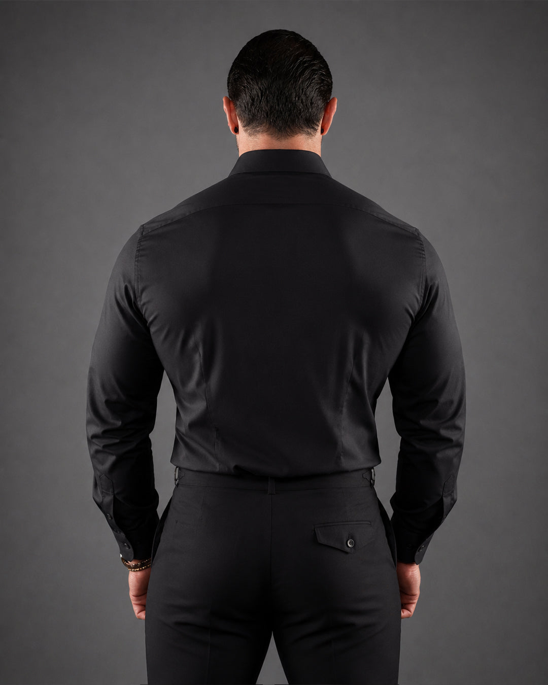 The Noir Élite Muscle Fit Shirt