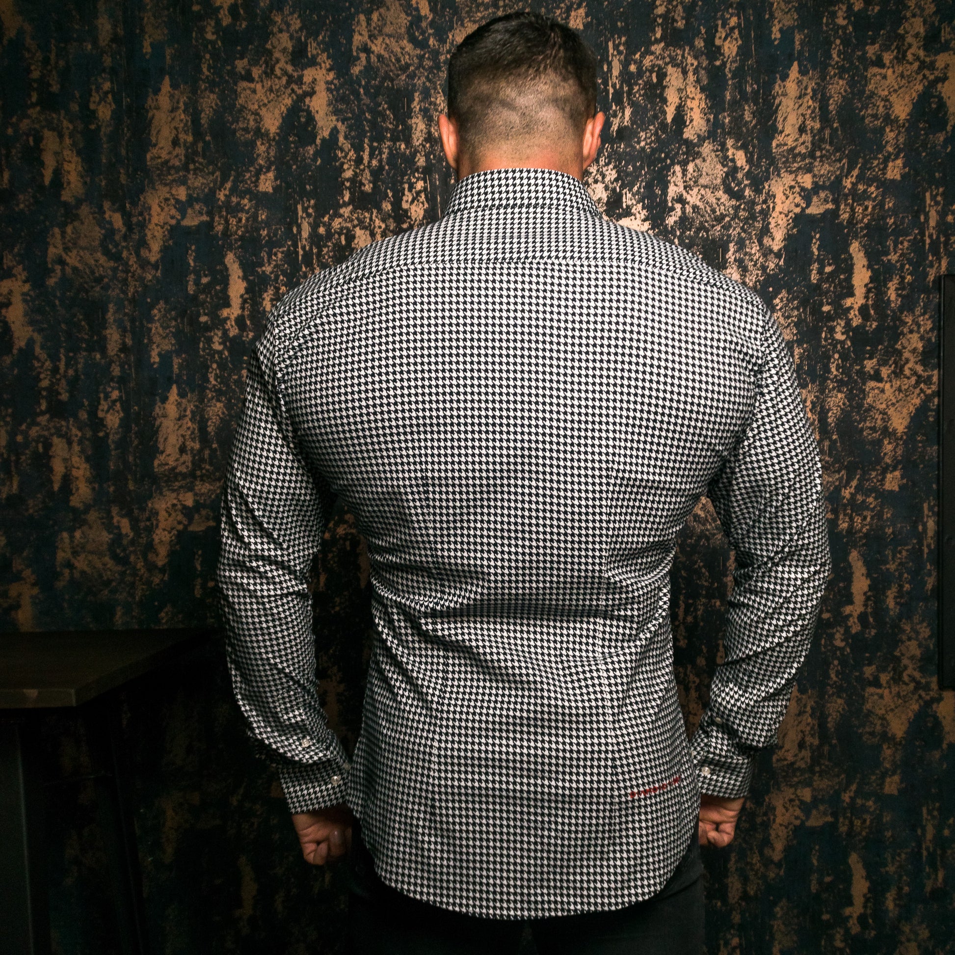 Houndstooth Pattern Shirt | Saber: Muscle Fit Shirt | Diamond Theory ...